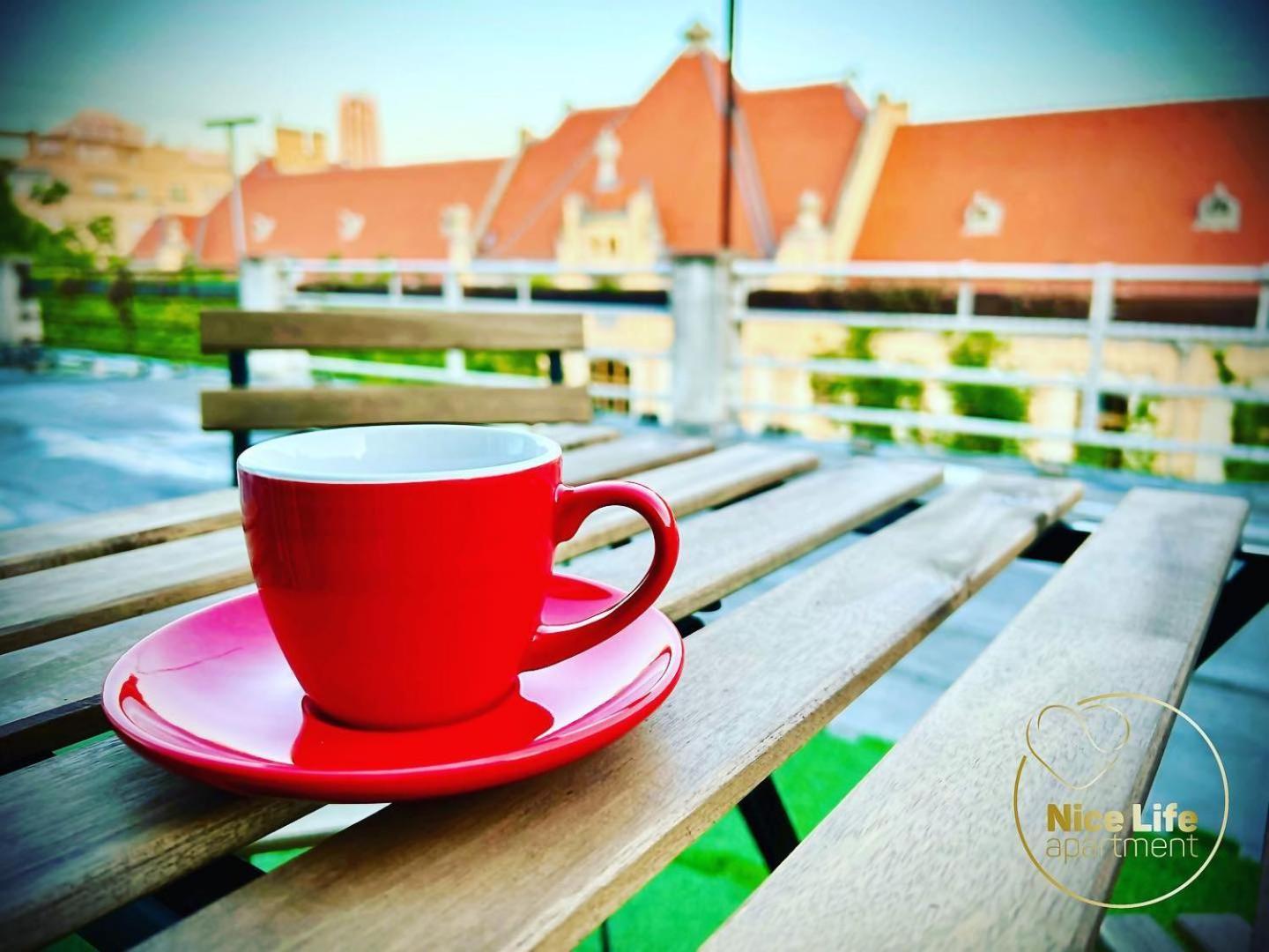 Life - Luxury In The Old Town. Apartmán *